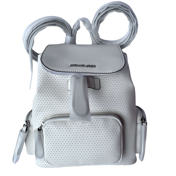 Michael Kors Handbags - 🆕 Michael Kors, medium backpack